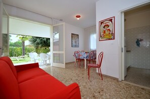 TV, lareira