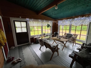 Interior - Spacious cottage for 10 on the lake (Keski-Suomi)