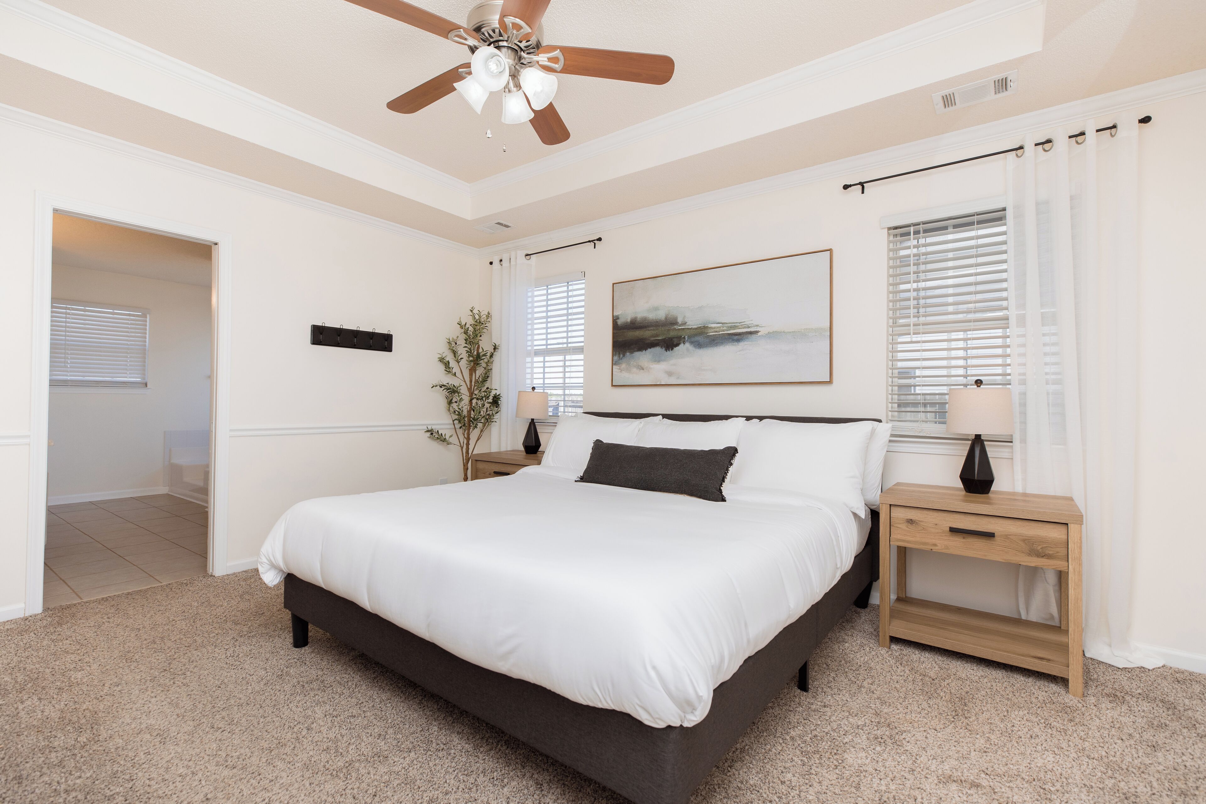 2 chambres, fer et planche à repasser, lit parapluie, Wi-Fi gratuit