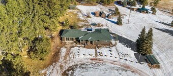 Custer Gem, , Spacious Cabin with Hot Tub and Games