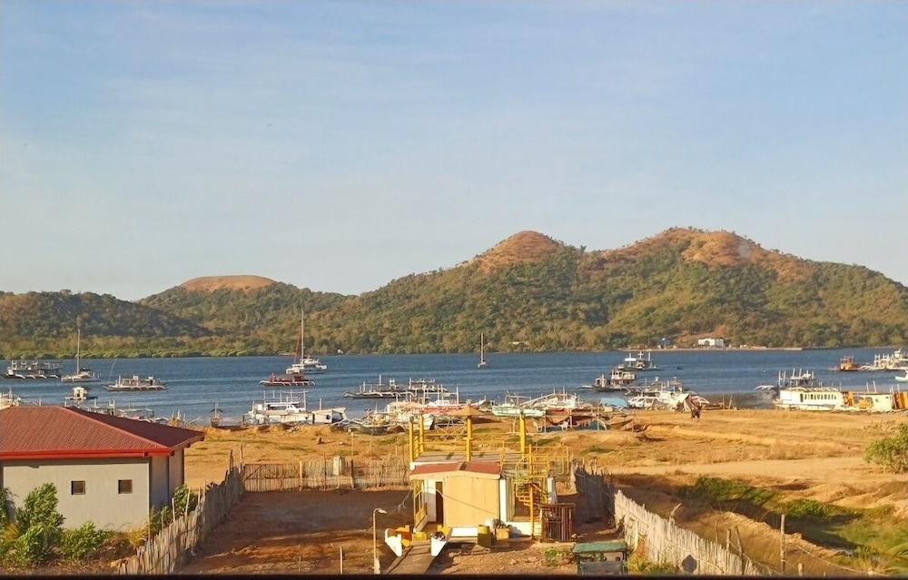 Amphibi-ko Resort and Dive Center by null