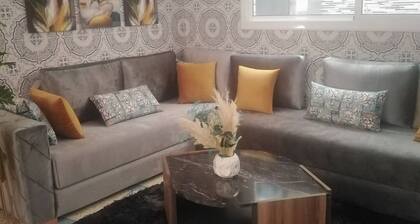 Apparently very very clean with ideal location.