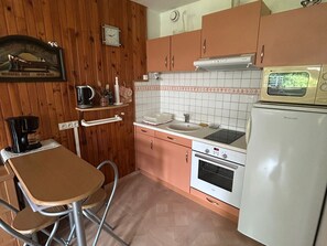 Microwave, stovetop, coffee/tea maker, toaster