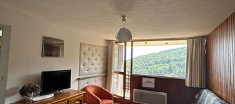 Spacious Apartment at the Foot of the Slopes