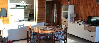 Sunny apartment in the heart of Super Besse