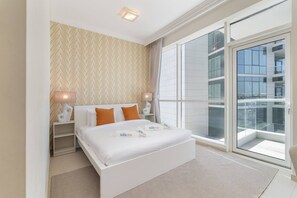 3 habitaciones, tabla de planchar con plancha, cuna de viaje y wifi 