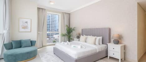 4 bedrooms, desk, iron/ironing board, travel cot