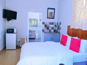 Habitación doble | Sistema de insonorización y wifi gratis