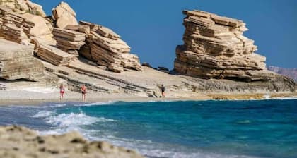 Melina Dream House Retreat at Akoumia