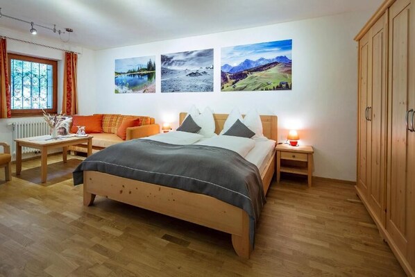 Premium bedding, desk, laptop workspace, free WiFi - Gasthof Maria Kirchental (Sankt Martin bei Lofer)