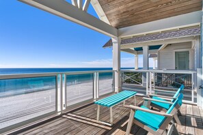 Property grounds - Ultimate Beachfront Escape – Sleeps 27 | 7BR | 8.5BA | Private Pool & More! (Panama City Beach)