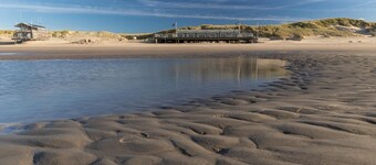 Tulip Beach 5 person house with privacy