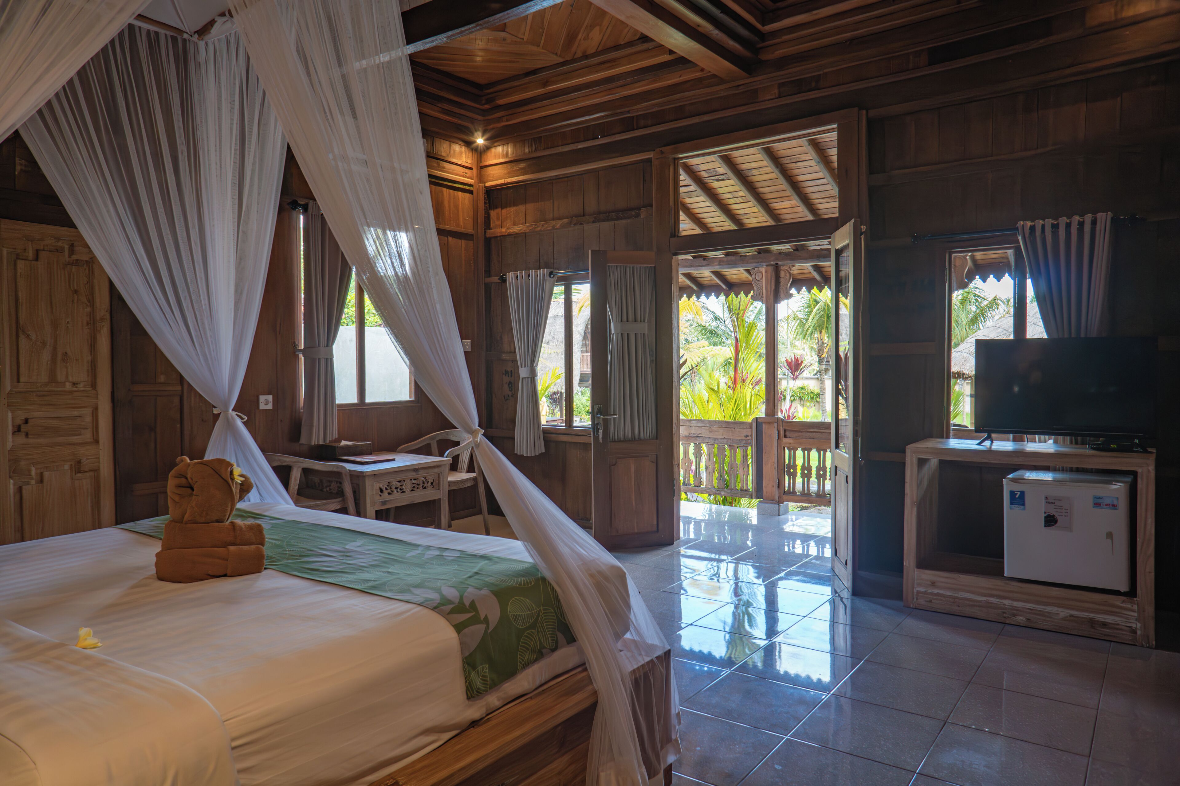 Deluxe Villa, Balcony, Garden View | Minibar, in-room safe, desk, free WiFi