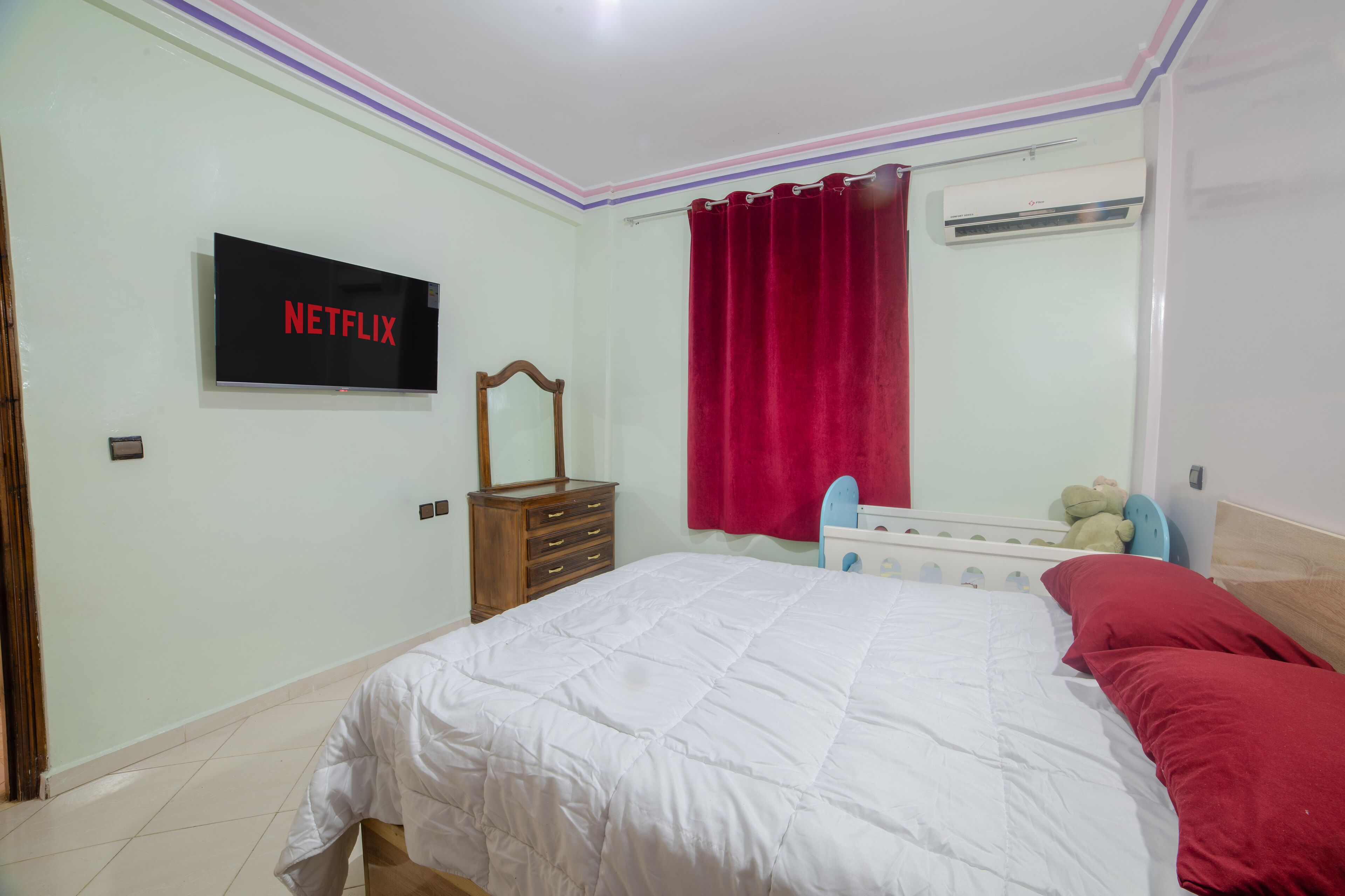 3 Schlafzimmer, Schreibtisch, Internetzugang