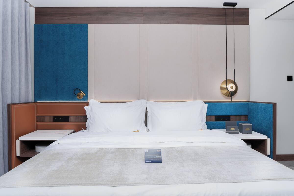 Deluxe Room | 1 bilik tidur, peti besi dalam bilik, ruang kerja komputer riba