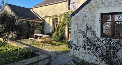 Country house 10min from the landing beaches Omaha Beach