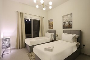 4 Schlafzimmer, Bügeleisen/Bügelbrett, kostenloses WLAN, Bettwäsche