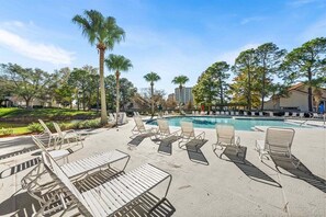 Pool - Gorgeous 3 Bedroom Lakefront Retreat w Golf Cart (Miramar Beach)