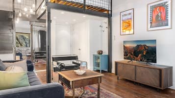 Condo, 1 Bedroom | Living area
