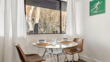 Condo, 1 quarto | Opções para refeição