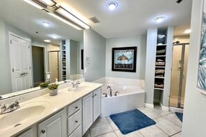 Condo, 3 Bedrooms | Bathroom | Towels - Bay John 406 3 Bedroom Condo (Gulf Shores)