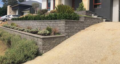 Delightful family house opposite a reserve and 20 mins to the city and beaches.