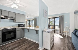 Microwave, dishwasher, coffee/tea maker