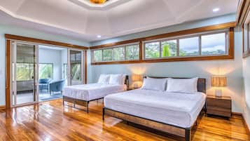 5 bedrooms, iron/ironing board, WiFi, bed sheets