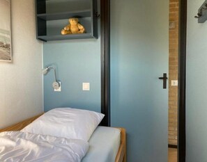 3 bedrooms - Bungalow With South-facing Terrace (Sint Maartensvlotbrug)