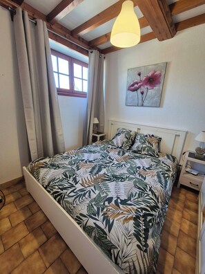1 slaapkamer, reisbedje, gratis wifi, beddengoed