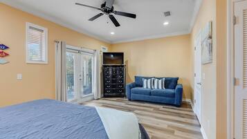 4 bedrooms, iron/ironing board, travel crib, WiFi