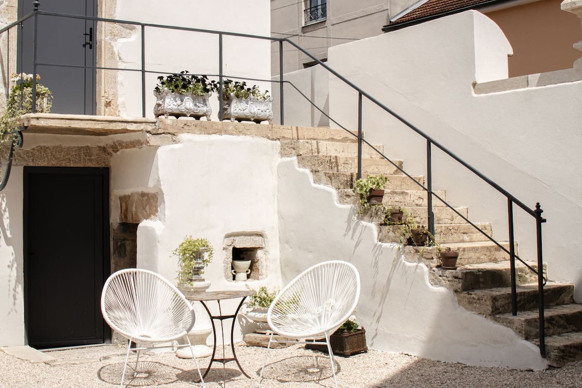 Deluxe Double Room, Ensuite, Garden View | Property entrance