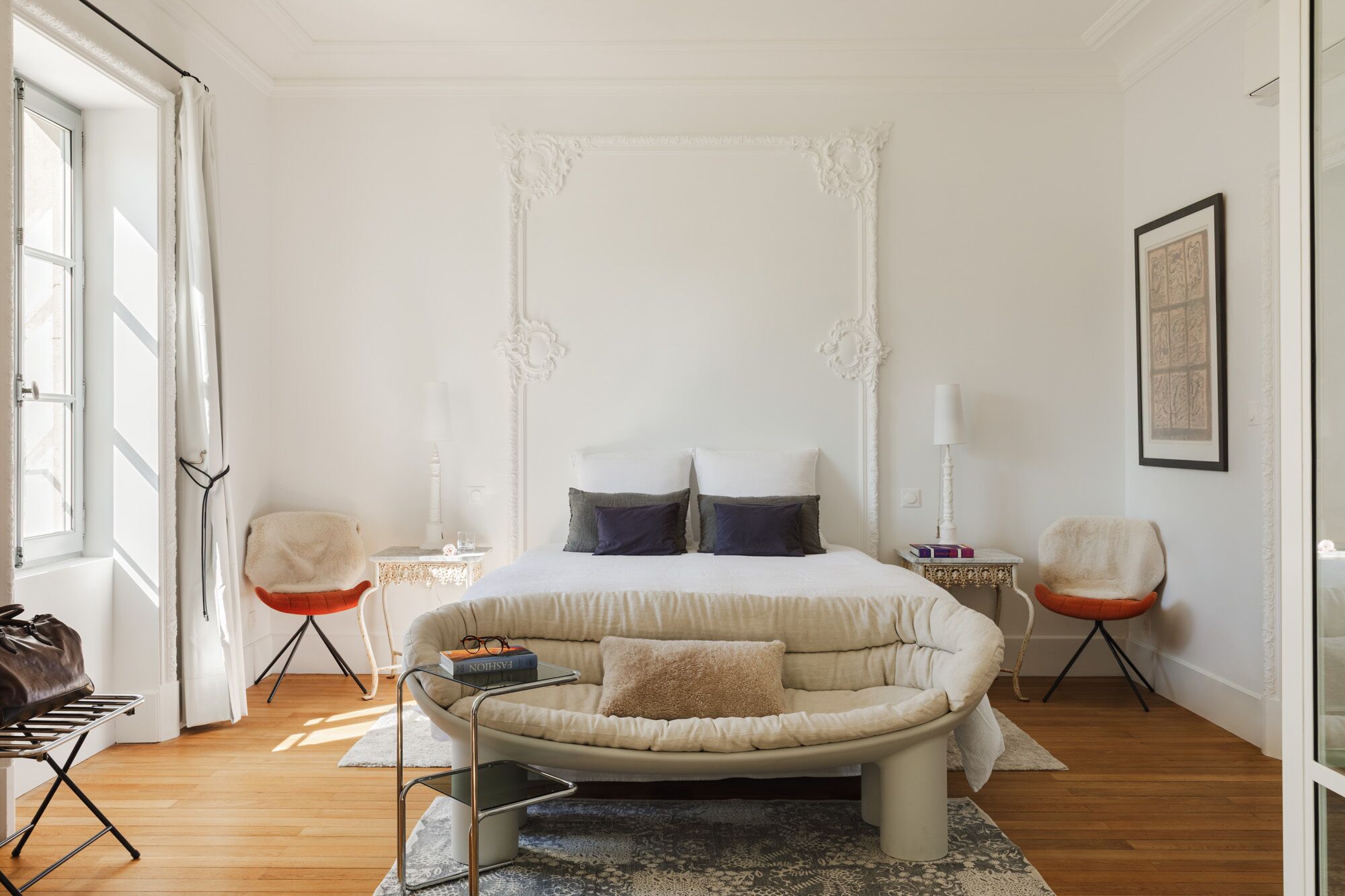 أغطية فراش متميزة وستائر تعتيم وتجهيزات عازلة للصوت وواي فاي مجانًا