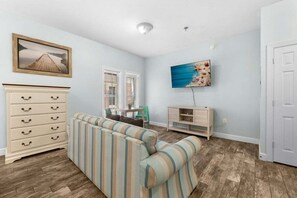 TV - Rosemary Retreat 232-Close to Beach-Sleeps 4 (Rosemary Beach)