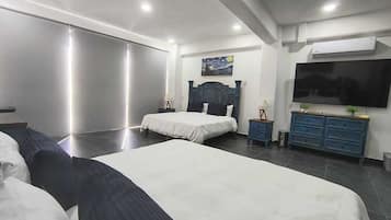 3 chambres, fer et planche à repasser, Wi-Fi, draps fournis