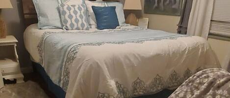 3 bedrooms, iron/ironing board, free WiFi, bed sheets