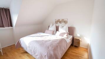 3 Schlafzimmer, Bügeleisen/Bügelbrett, WLAN, Bettwäsche