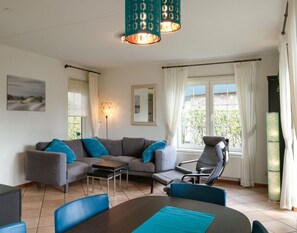 House | Living room