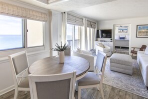 Interior - Perfect Condo for Snowbirds or Couple! Stunning Oceanfront Views! (Panama City Beach)