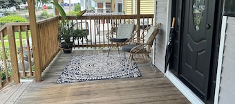 Cozy Home in Holyoke with 3 bedrooms