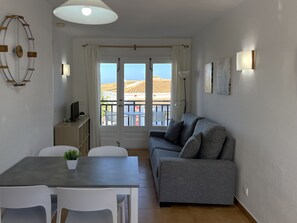 TV - With pool and so close to the beach (Arenal d'en Castell)