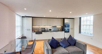 Modern 2 Bedroom 2 Bathroom Apartment