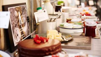 Tägliches inbegriffenes Frühstücksbuffet