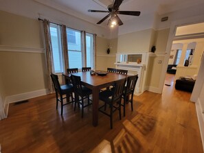 Dining - Charming 3-bedroom, 2 bath house in the delightful Uptown New Orleans (New Orleans)