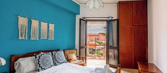 Central Apartment for 4  