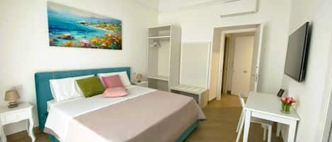 2 chambres, bureau, lit parapluie, Wi-Fi gratuit