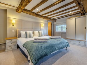 4 chambres, Wi-Fi gratuit, draps fournis