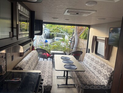 🌴 TROPICAL RETREAT 🌴 RV in the Keys
