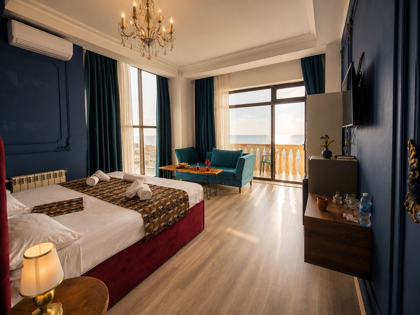 Luxury Room, 1 King Bed, Sea View | Premium bedding, down comforters, Select Comfort beds, free minibar