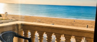 NovART Gallery&Sea Hotel